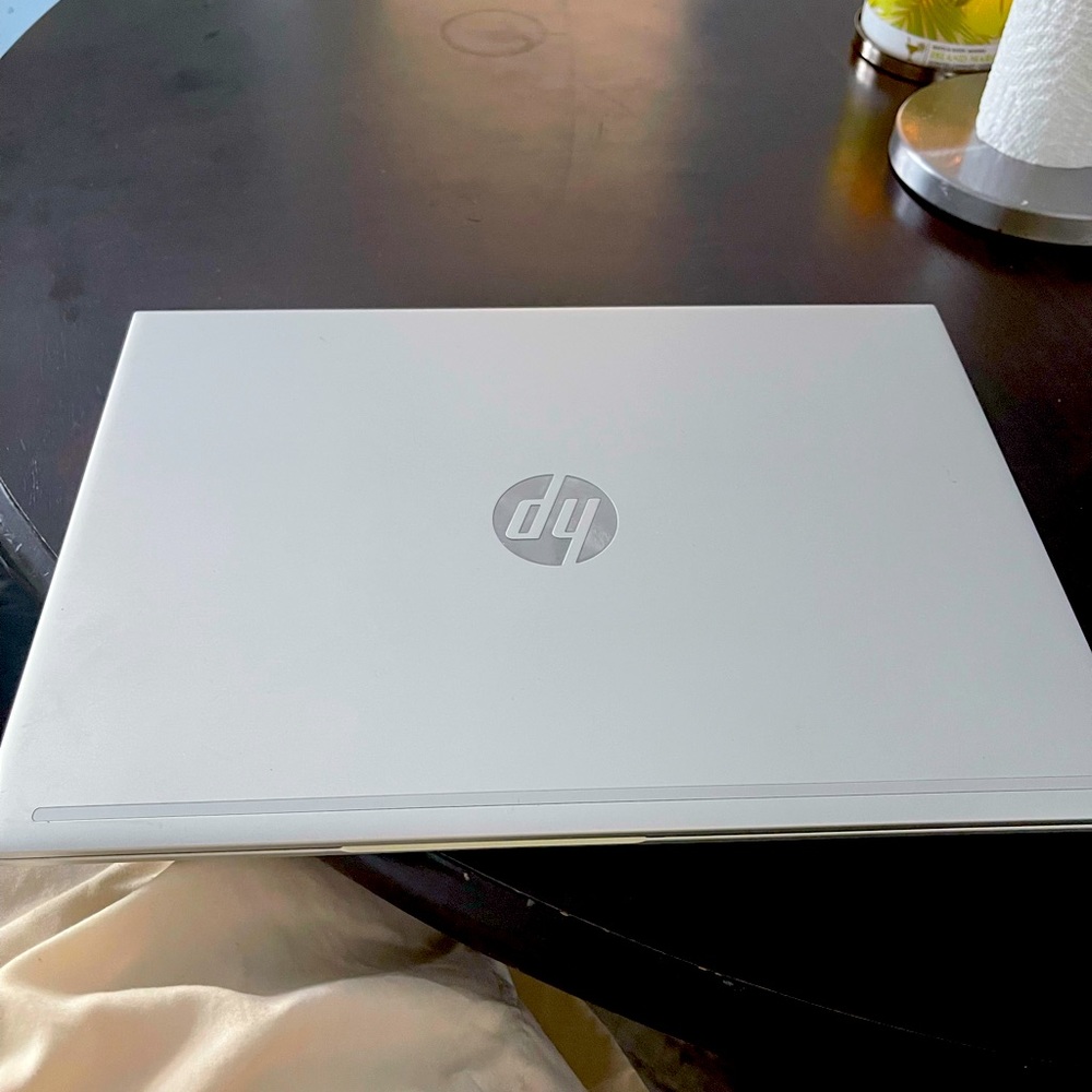 Desktop - laptop windows 11 pro ( Probook )